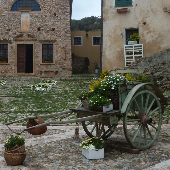 Verezzi is an exquisite group of four hilltop villages surrounded by Mediterranean scrub with breath-taking views.